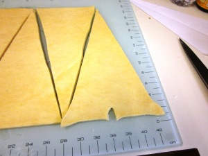1cm cut in base